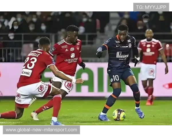 利物浦加克波背身接球训练攻略：全面提升球技的秘密武器