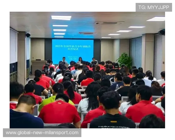 世界举重青训示范营：科学训练法助力成绩稳步提升，世界举重锦标赛